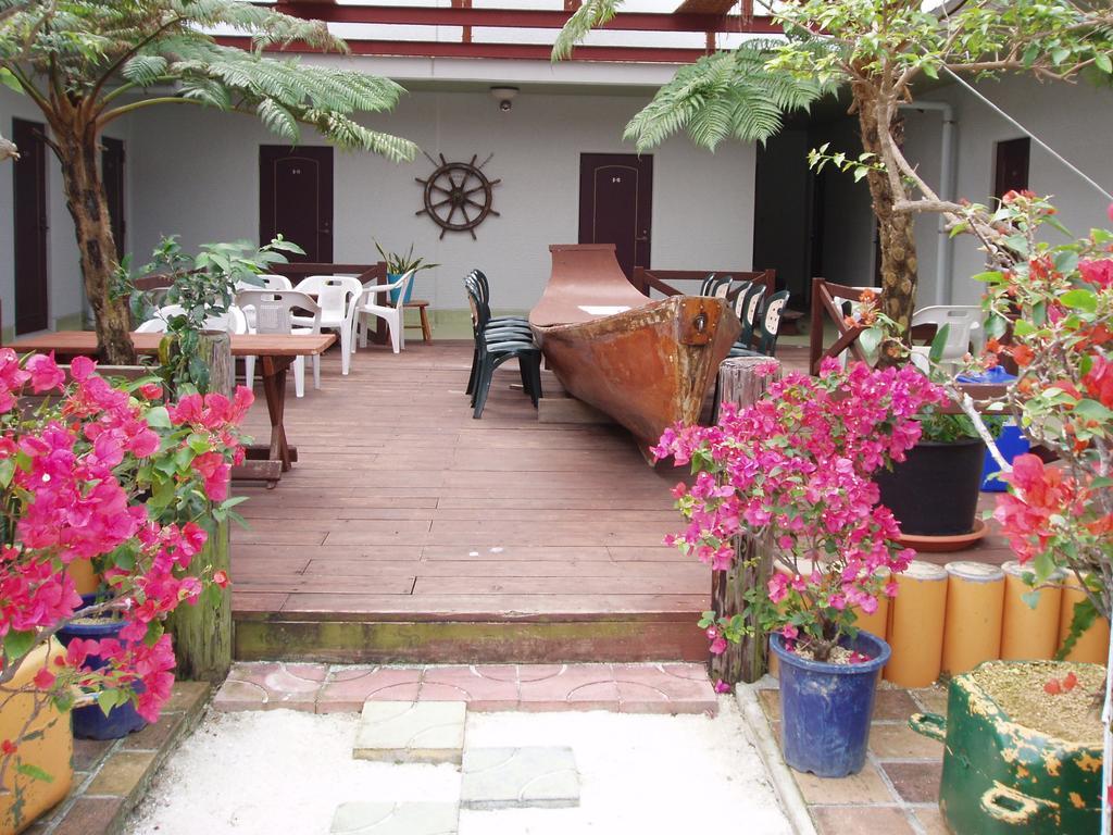 Patio House Reef Hotell Zamami Exteriör bild